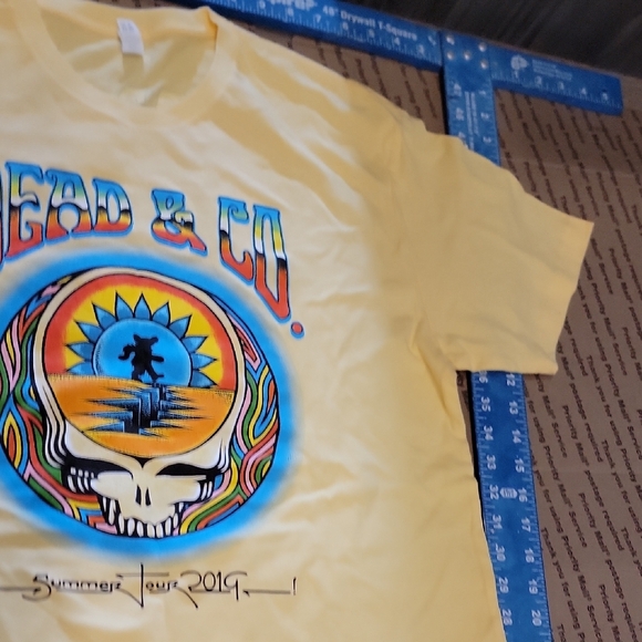 Grateful Dead Yellow Summer Tour Tee - Picture 5 of 13